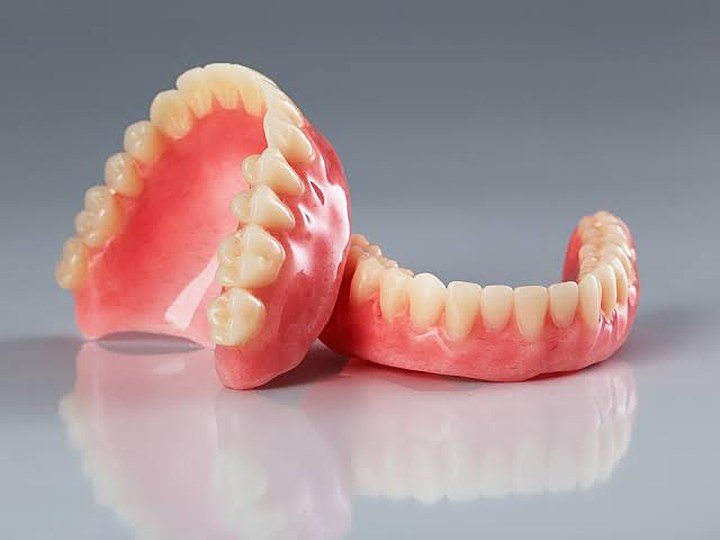Dentures at Carat Smiles, Greater Kailash 1, New Delhi
